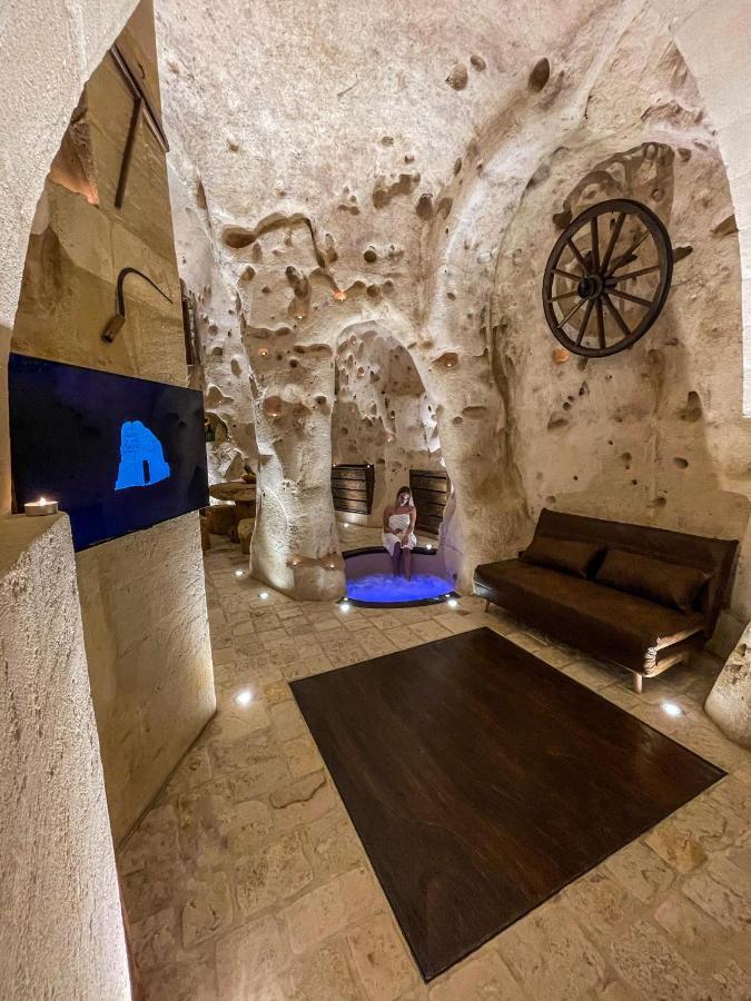 La Suite Nella Roccia Matera Bagian luar foto